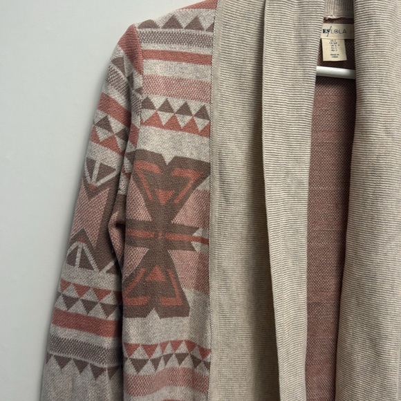 Yes Lola Cardigan - Picture 2 of 7